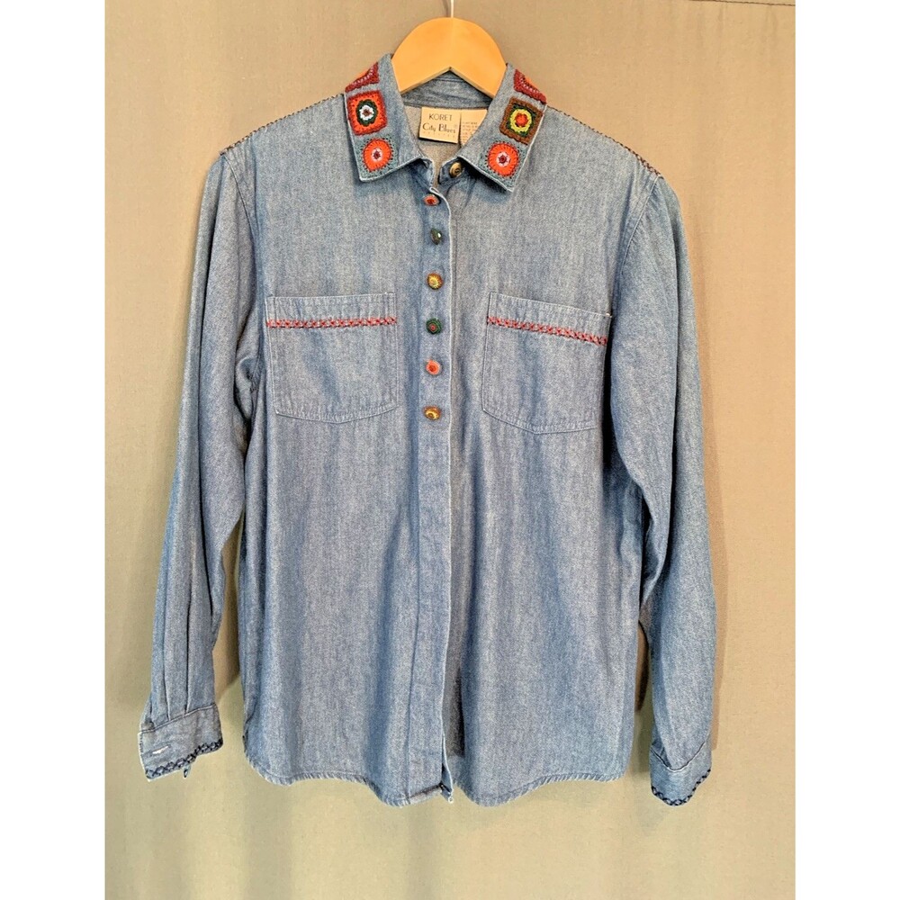Vtg Koret Crochet Granny Square Blue Denim Button Up Shirt Size PS Boho Cottage - Picture 3 of 15